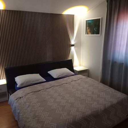 Apartment Camelia 포레치 외부 사진