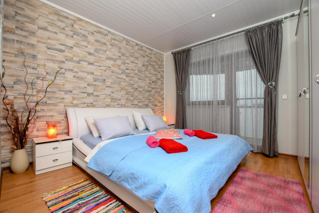 Apartment Camelia 포레치 외부 사진