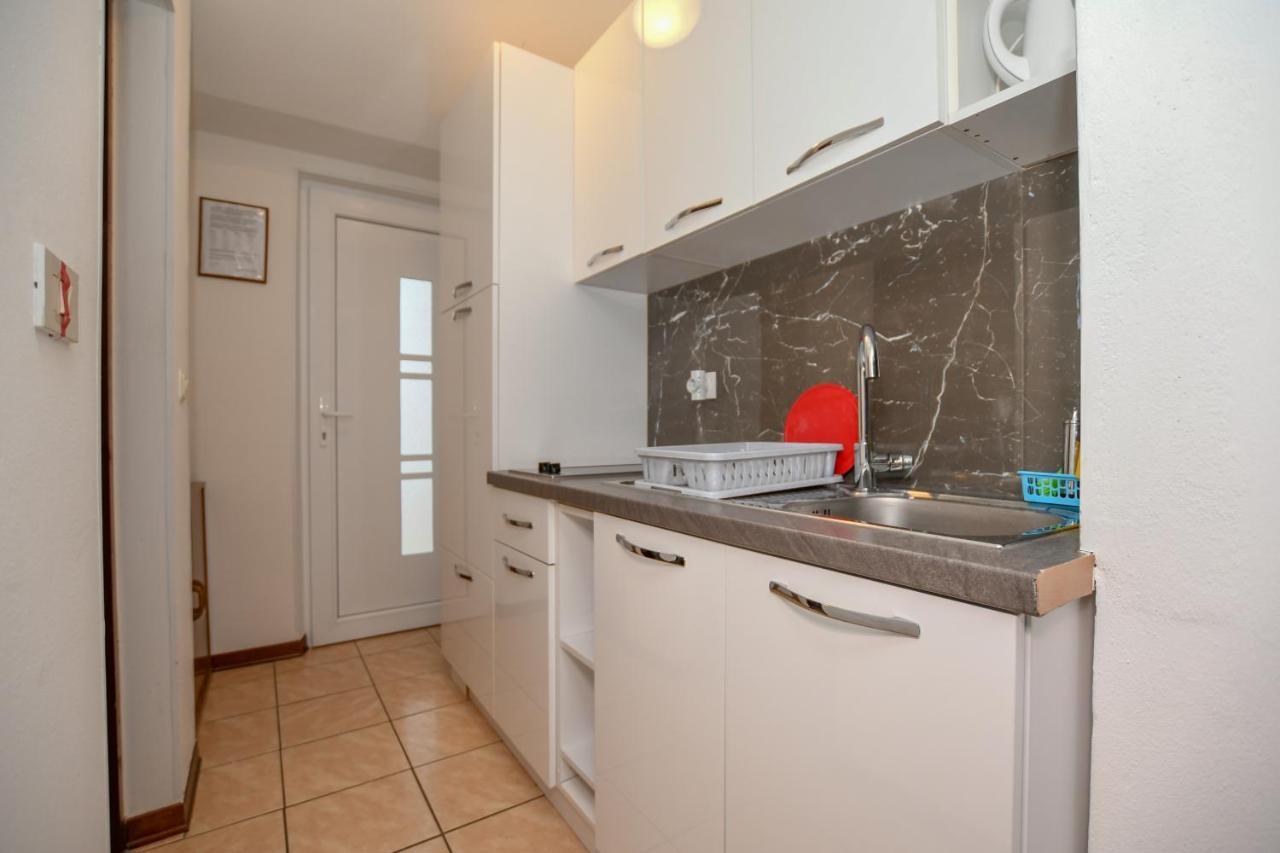 Apartment Camelia 포레치 외부 사진