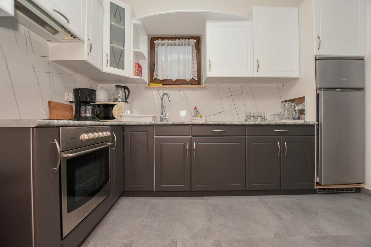 Apartment Camelia 포레치 외부 사진