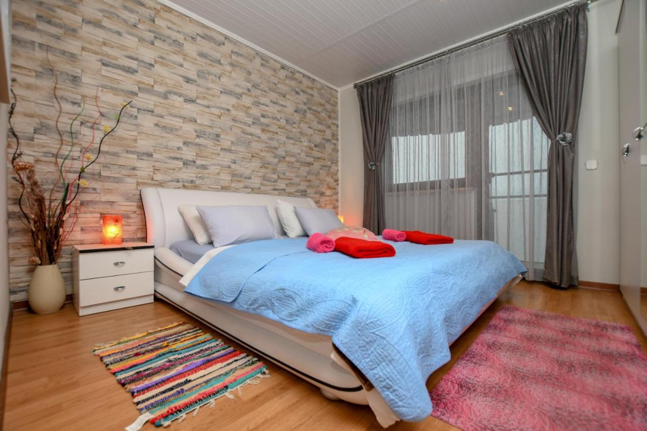 Apartment Camelia 포레치 외부 사진